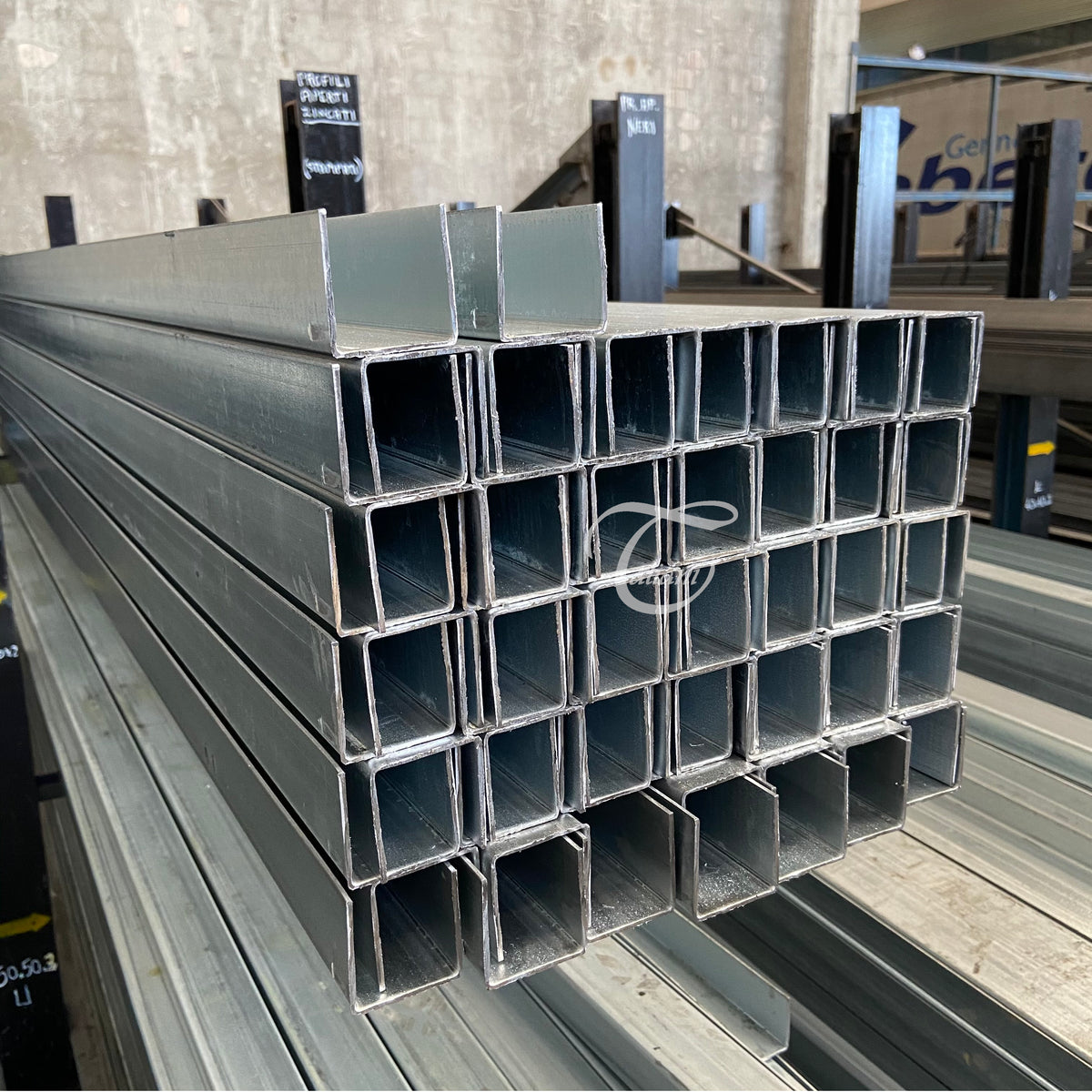 Profilo Ad U In Acciaio Rettificato Inossidabile 270cm X 23mmx 9mm Argento Lucido | Leroy Merlin - Foto 2