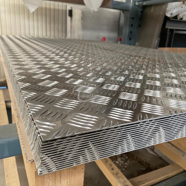 Lamiera Di Alluminio Decorativa CQFD - Finitura Grana Di Riso - 1,2 Mm X 500 X 1000 Mm - Per Arredamento, Pareti, Cancelli E Mobili Industriali